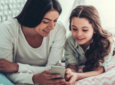 7 Rules Parents Should Follow for Their Kids’ First Phone