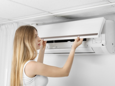 What are the common causes of air conditioner failures?