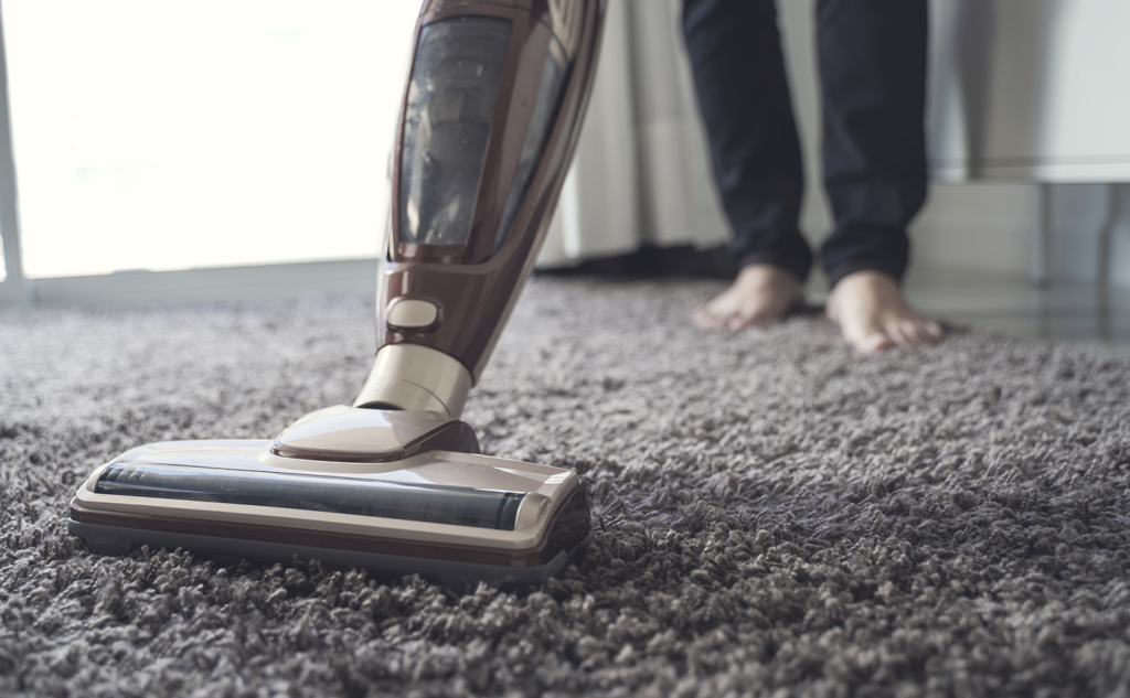 Is It Time For Your Carpets To Be Cleaned? Check Out Our Guide