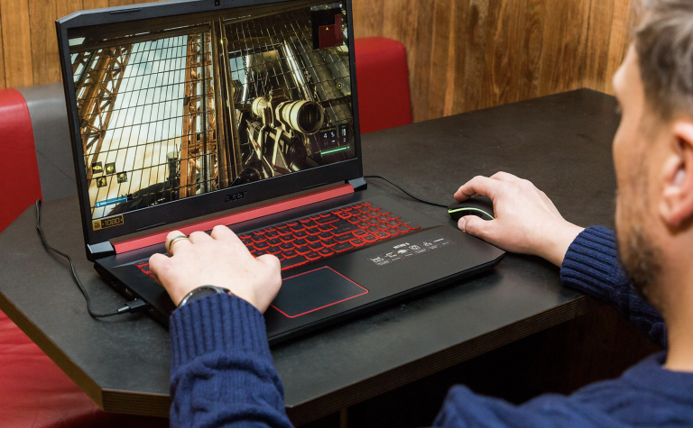 Can I use an external graphics card on my laptop for gaming? | Omega ...
