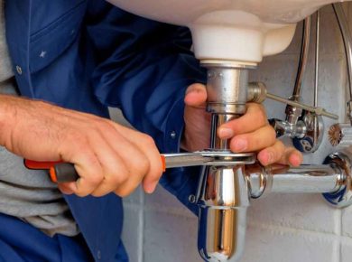 Signs That You Need A Professional Plumber