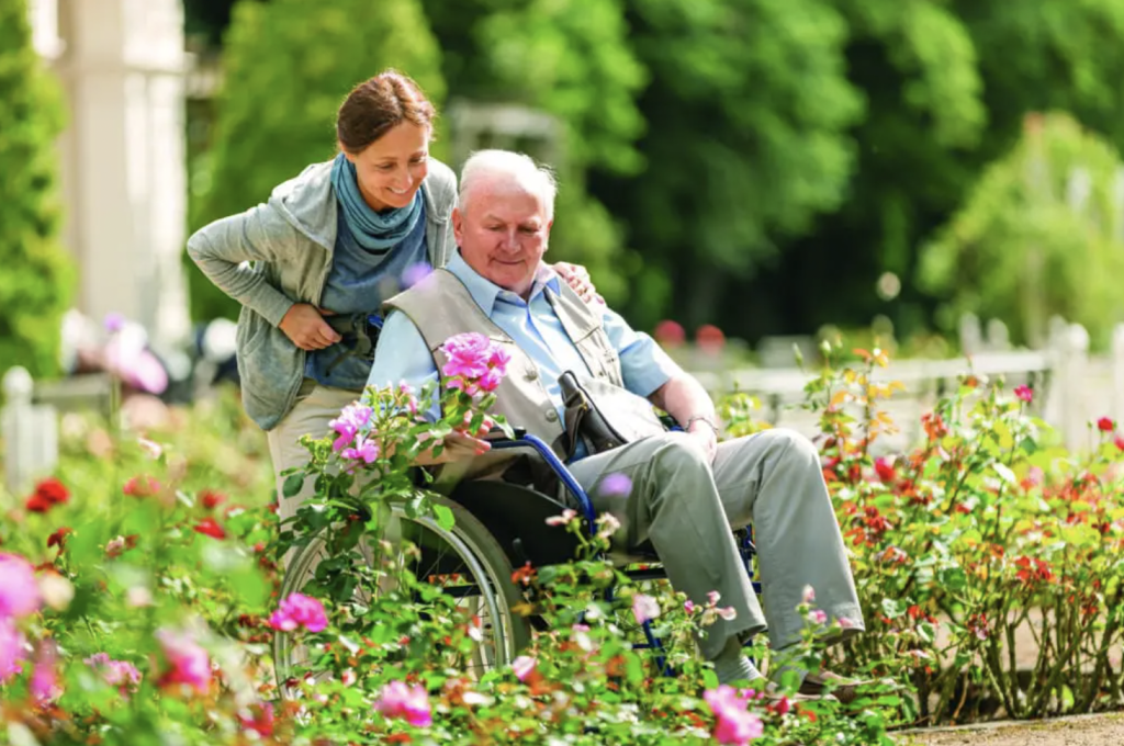 5 Things to Consider Before Choosing a Retirement Home