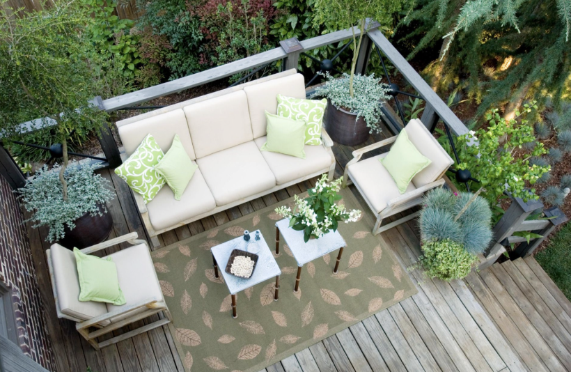 In The Market for Outdoor Furniture? Read These 7 Tips